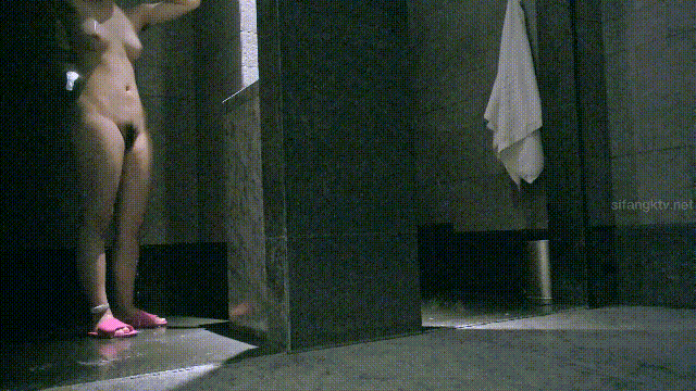 【女人坑女人系列第519期】洗浴中心白肤高冷气质御姐阴毛超性感一看就是有钱人保养的好